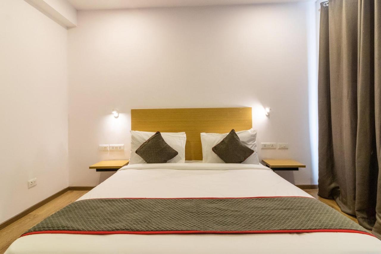 Hotel Oyo Townhouse 120 The Axis Kolkata