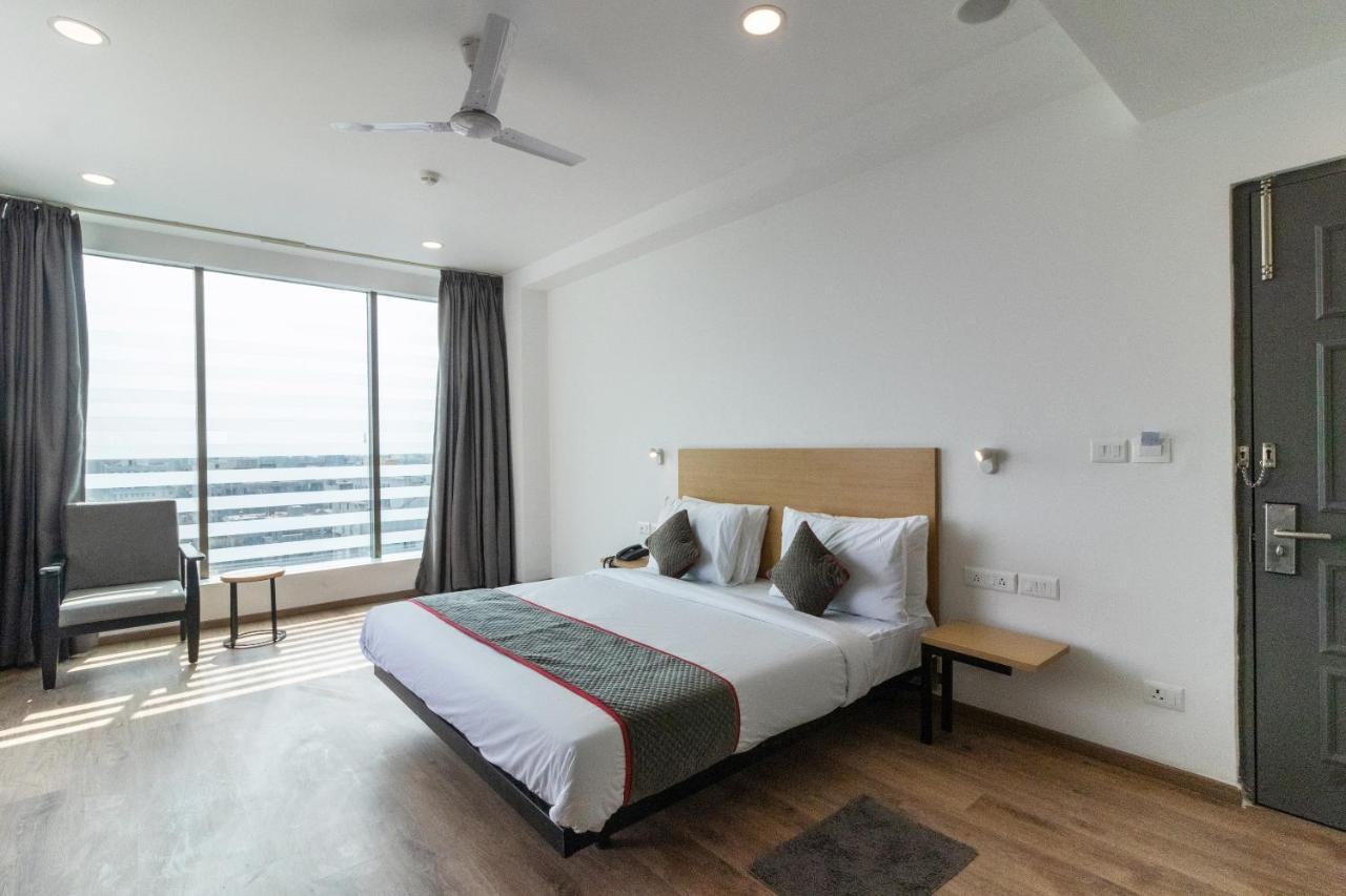 Hotel Oyo Townhouse 120 The Axis Kolkata