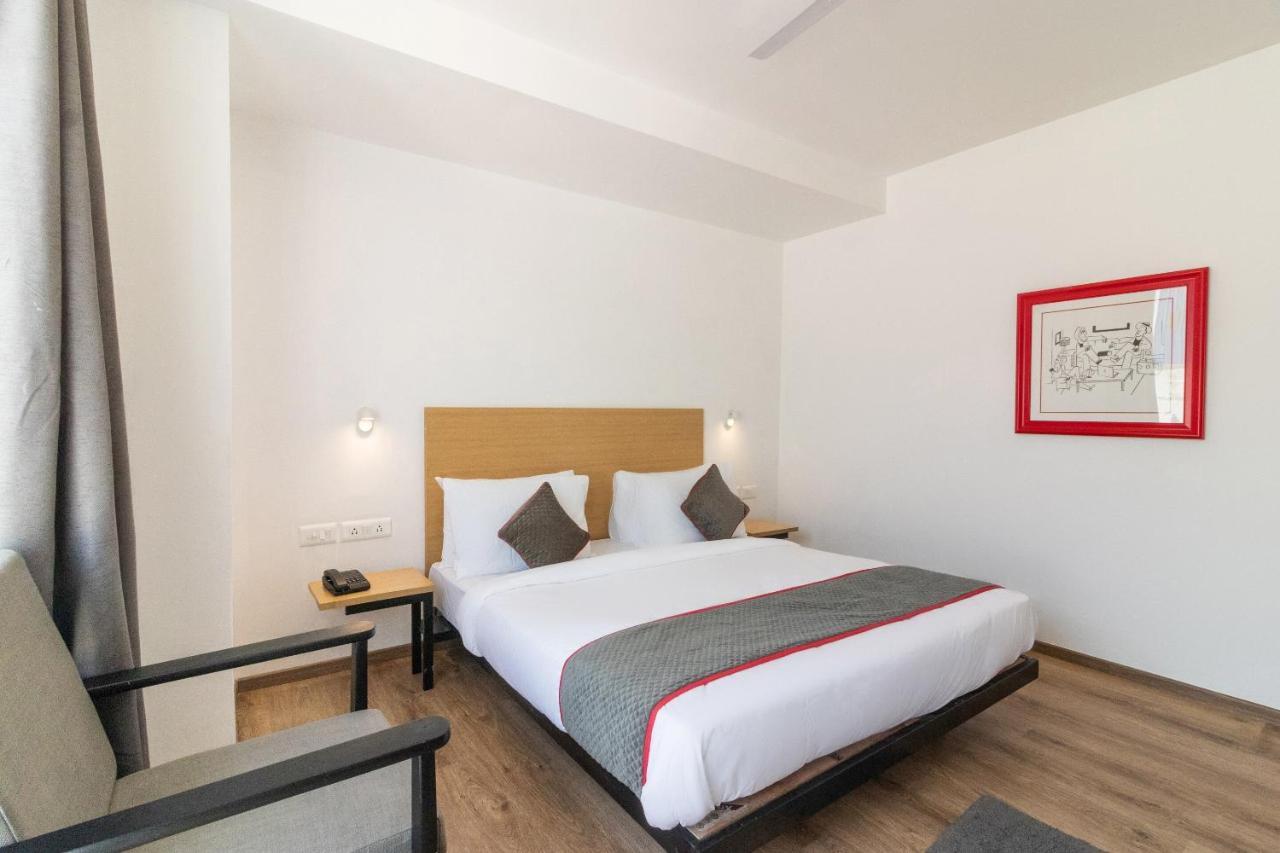 Oyo Townhouse 120 The Axis Kolkata